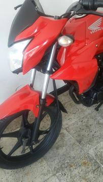 Vendo Honda Cb 110 Modelo 2015