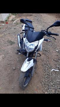 Vendo Pulsar 135