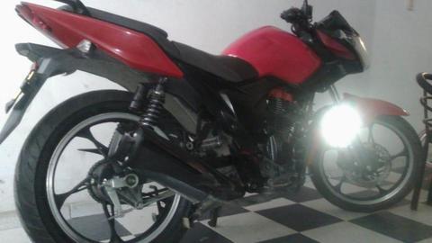 VENDO MOTO EVO R3 125