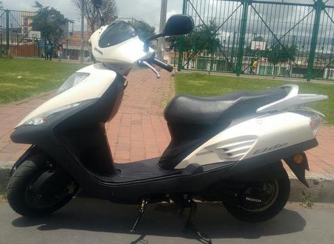 Venpermuto Honda Elite 2014