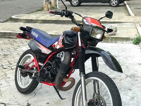 Yamaha DT 125 Mod 1997 excelente estado solo tarjeta