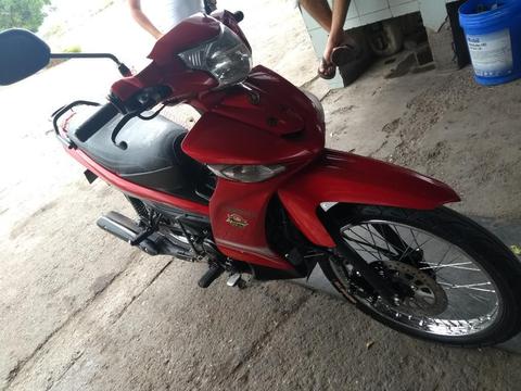 Se Vende Moto Criptón Modelo 2013