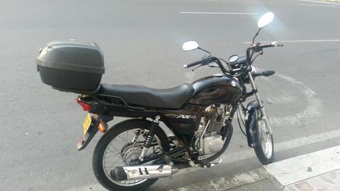 Vendo Moto Suzuki..original..unico Dueño