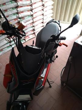 Vendo Moto Electrica