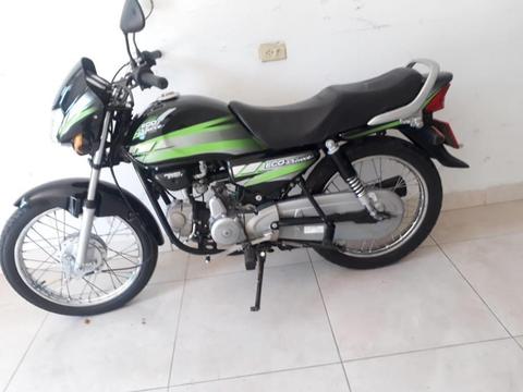 Honda eco deluxe, 2014,negra, seguro nuevo