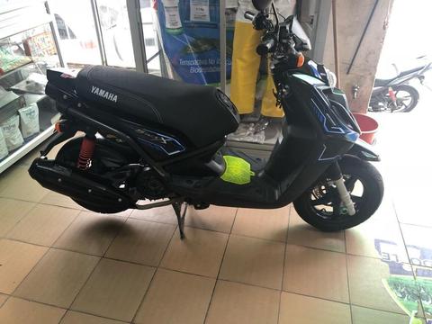 Bwis 2011 , Como Nueva ,vencambio