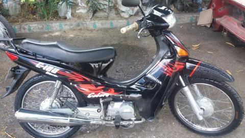 C100 Modelo 2010 Al Dia hasta El 2019 La Entrego a Nombre Del Comprador