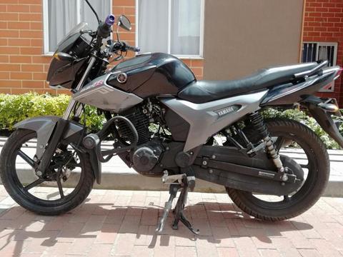 Vendo Moto Yamaha Sz16r 150 Negociable!
