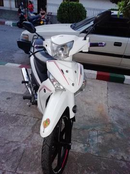 Vendo Moto Akt