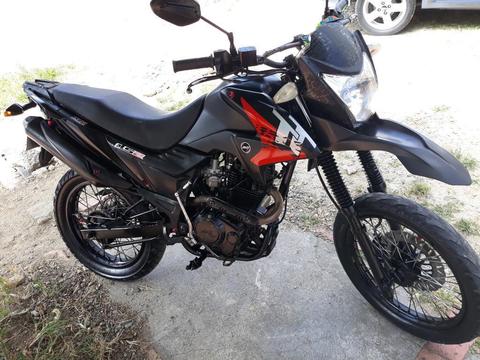 Moto Akt Tt 2014