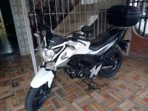 Vendo Honda 160 con Parrilla Y Baúl