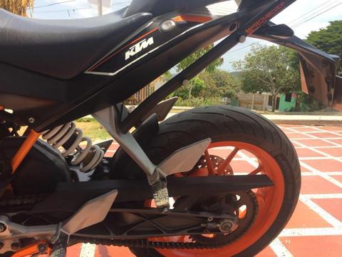 KTM 390 DUKE MODELO 2014