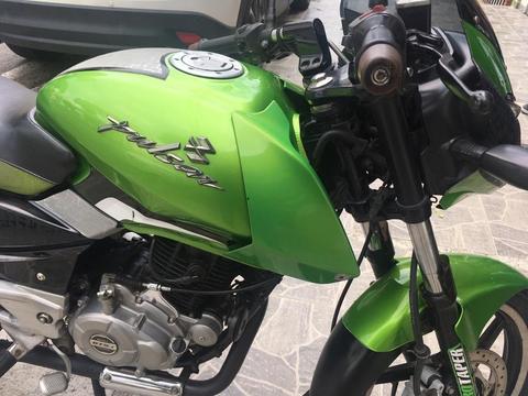 Pulsar 180 / 2014