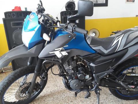 Vendo Hermosa Akt Tt 125 2014 Al Dia