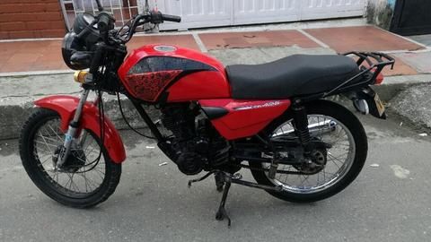 Vendo Akt Nkd 125 Modelo 2013