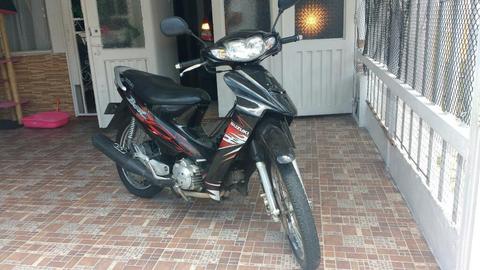 Se Vende Moto Suzuki Best Mod 2011