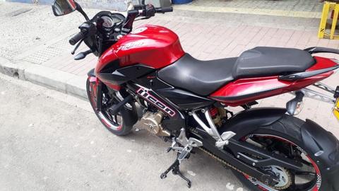 Moto Pulsar 200 Ns