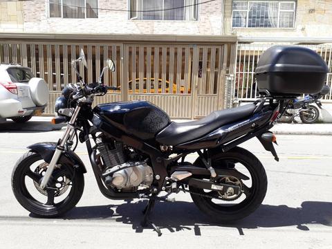 Suzuki Gs 500 2015