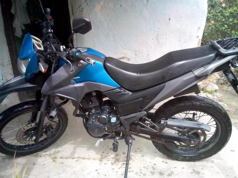 Moto AKT TTR 150