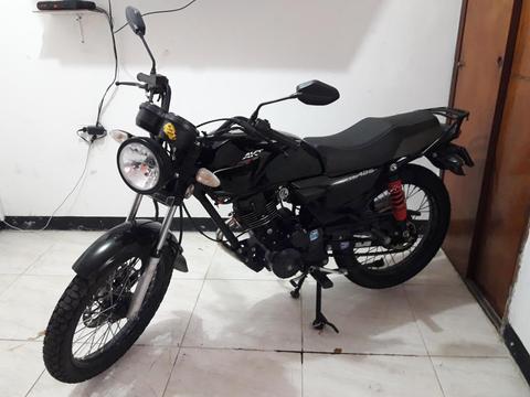 NKD 125 en perfecto estado