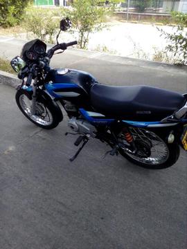 Vendo Motocicleta Boxer Modelo 2014