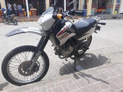 Se Vende Moto 