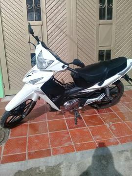 Vendo Moto Akt 125