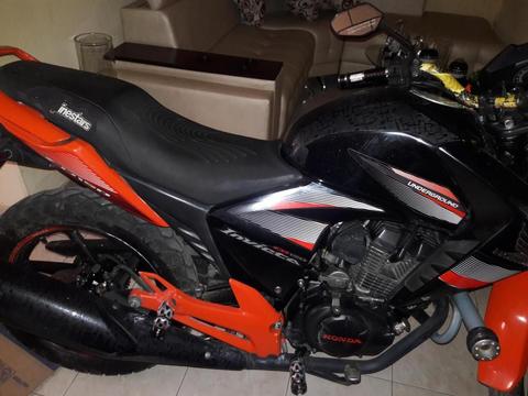 Vendo moto cb invicta 150