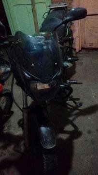 Vendo Pulsar 180 2008