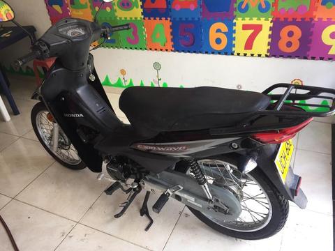 Hermosa Moto C100 Wave