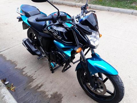 Moto Fz Modelo 2016