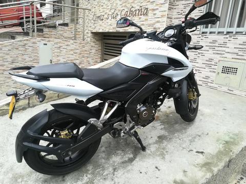 Pulsar Ns 200 Pro