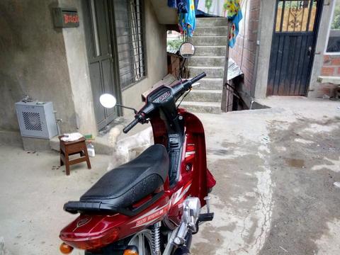 Vendo Moto Modelo 2015