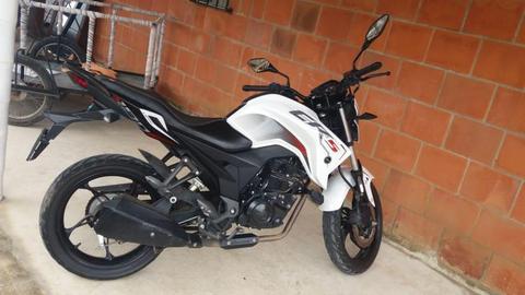 VENDO MOTO CR5 180