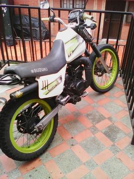 Vendo O Cambio Ts 2001 Solo Matricula