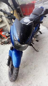 Vendo Permuto Moto Pulsar Oil 200