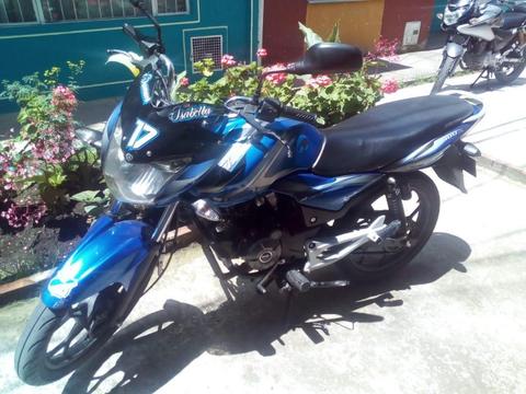 SE VENDE MOTO DISKOVER 100M PAPELES AL DÍA