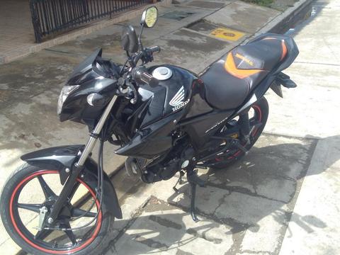 Se Vende Cb 110. 2015