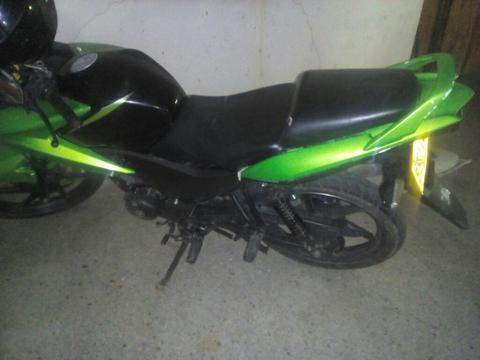 Se Vende Medelo 2013 en Buen Estado