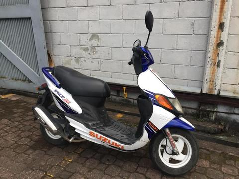 Suzuki space 2005