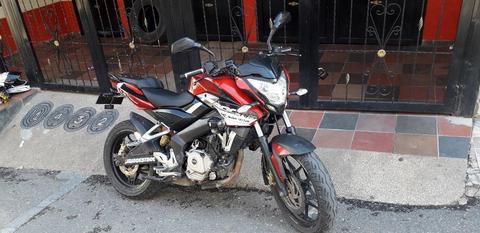 Vendo Linda Pulsar 200 Ns 2014