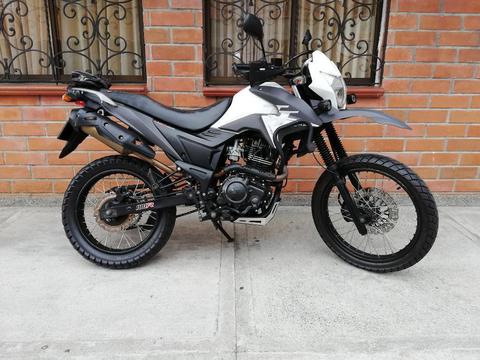 Akt Tt 180r 2016 Excelente