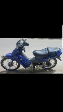 Vendo Moto Suzuki