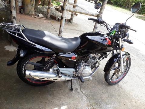 Moto Honda Cb125e