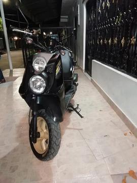 Vendo Moto Bwis 2015