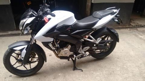 Se vende moto ns 200