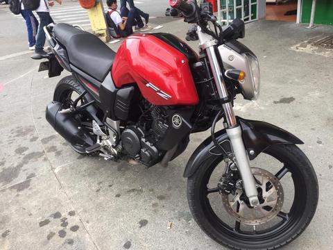 Moto Fz 150