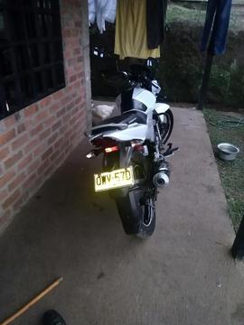 Vendo Moto Discover 125st Papeles Al Dia