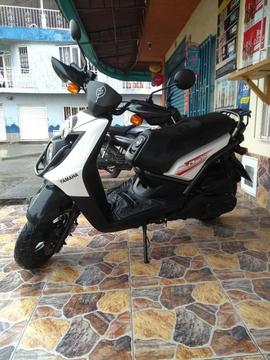 Vendo Moto Bwis