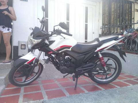 Se Vende Moto Evo R 3 Akt 2015